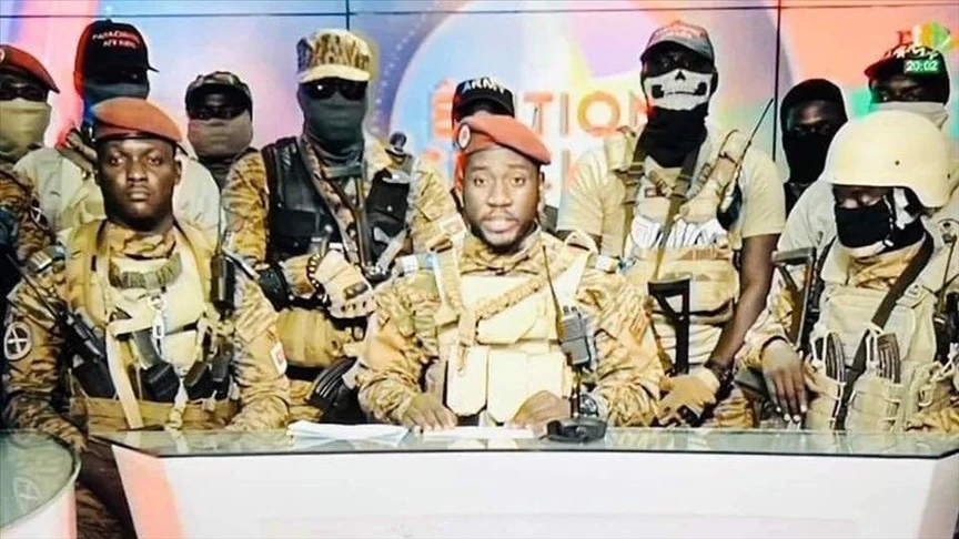 Burkina Faso : Le capitaine Ibrahim Traoré et ses hommes sont parvenus à renverser le lieutenant-colonel Damiba