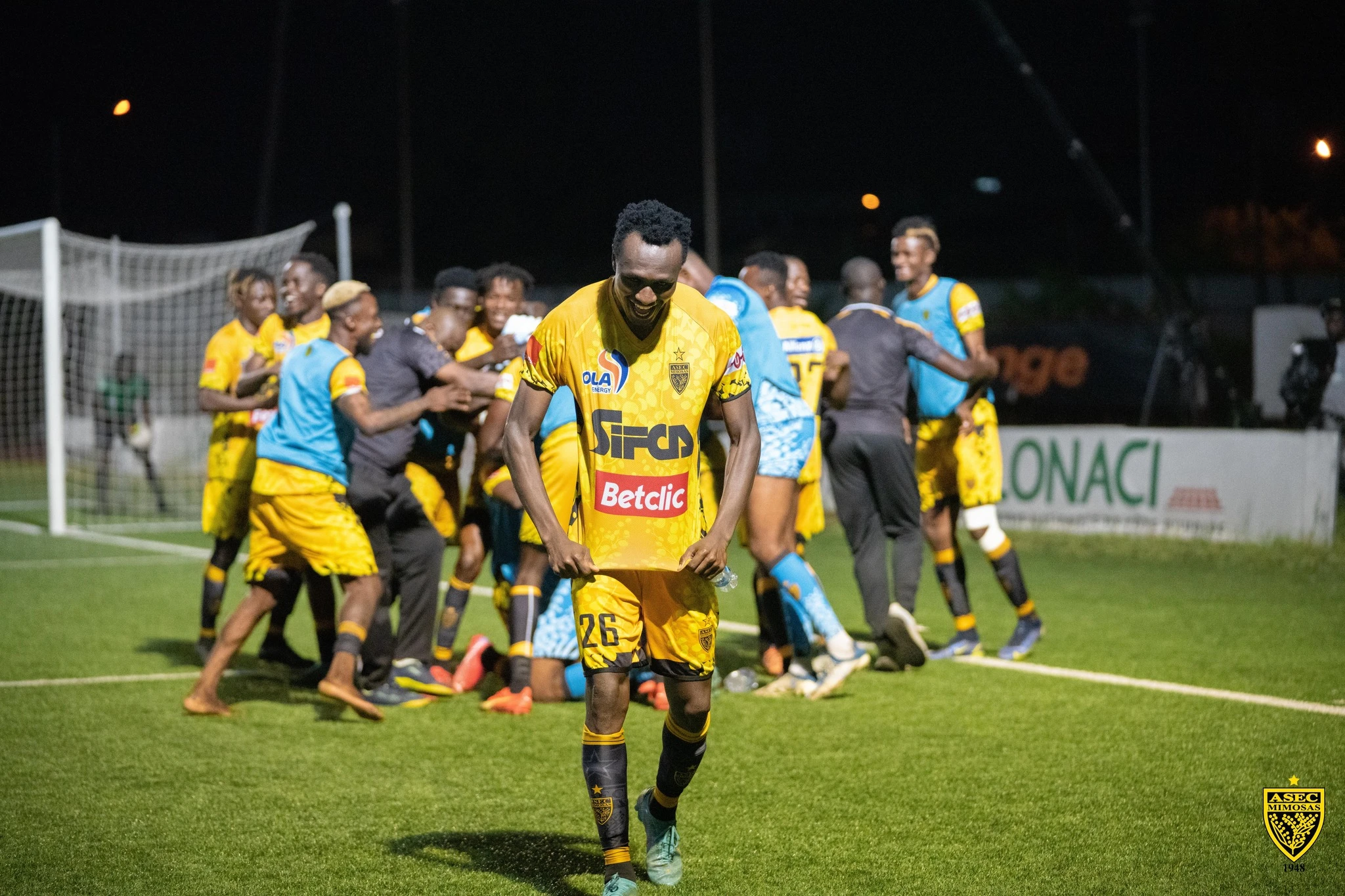 Ligue 1 Ivoirienne : le retour manqué du Stella d'Adjamé, la faute note du Racing club d'Abidjan