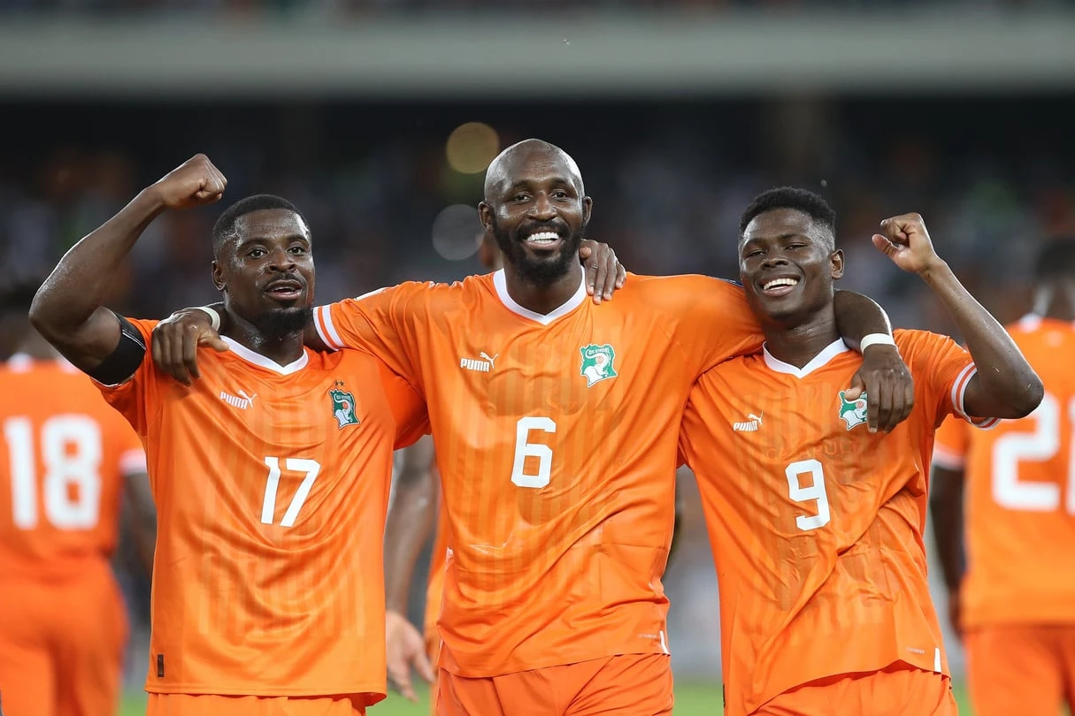 Côte d'Ivoire : Kerozen reçoit un maillot dédicacé de Cristiano Ronaldo -  Afrique sur 7