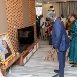 solidarite-le-premier-ministre-beugre-mambe-apporte-le-reconfort-de-l-etat-aux-victimes-de-l-accident-au-ghana