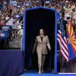 presidentielle-aux-usa-apres-la-convention-de-chicago-voici-le-nouveau-fightspirit-des-democrates