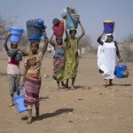 action-humanitaire-dans-l-espace-aes-une-situation-critique-pour-les-180-000-refugies-burkinabe-au-mali