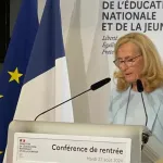 education-la-france-met-fin-a-l-usage-des-telephones-dans-les-ecoles-et-colleges-des-janvier-2025