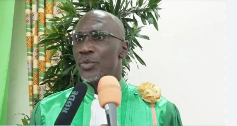 cote-d-ivoire-un-professeur-de-renom-preoccupe-par-l-essor-de-l-intelligence-artificielle-dans-la-vie-quotidienne