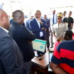 tournee-de-proximite-a-grand-bassam-mamadou-toure-encourage-l-insertion-professionnelle-des-jeunes