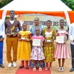 district-autonome-des-lacs-celebration-de-l-excellence-scolaire-un-hommage-aux-eleves-majors