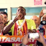 victor-osimhen-a-galatasaray-decryptage-d-un-transfert-surprenant