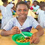 amelioration-des-conditions-d-etudes-le-gouvernement-multiplie-les-cantines-scolaires