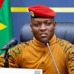 le-burkina-faso-devoile-un-passeport-biometrique-sans-logo-cedeao