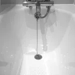 comment-eliminer-la-rouille-de-votre-baignoire-astuces-naturelles-et-entretien-preventif