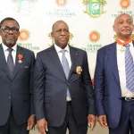 can-2023-le-president-et-le-secretaire-general-de-la-caf-decores-par-la-cote-d-ivoire