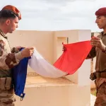 l-armee-francaise-s-apprete-t-elle-a-quitter-la-cote-d-ivoire-des-revelations-d-un-colonel-francais