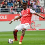 football-mercato-emmanuel-agbadou-prolonge-avec-le-stade-de-reims-jusqu-en-2028