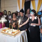 11e-diner-de-gala-des-createurs-de-mode-magnifiee-pour-ses-80-ans-angybell-a-appelle-l-union-dans-la-corporation