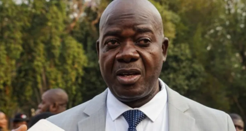 zimbabwe-le-gouvernement-deploie-des-bibliotheques-numeriques-dans-plus-de-1500-ecoles