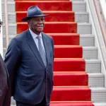 pourquoi-alassane-ouattara-quitte-abidjan-apres-la-reunion-du-rhdp