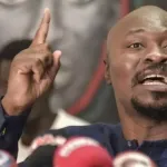 dakar-guy-marius-sagna-crache-ses-04-verites-au-togo-et-jette-des-fleurs-a-la-cote-d-ivoire