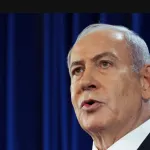 moyen-orient-une-usine-de-plastique-en-flammes-apres-une-frappe-a-beyrouth-des-bombardements-a-gaza