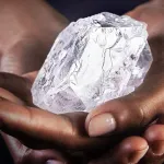 saisie-spectaculaire-de-710-diamants-en-angola-trois-guineens-arretes