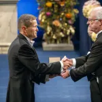 prix-nobel-de-chimie-2024-l-intelligence-artificielle-triomphe-a-stockholm