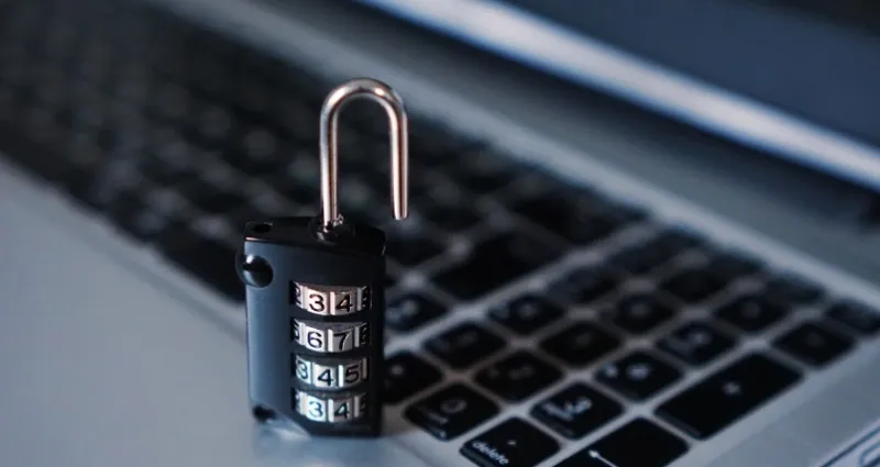 internet-archive-pirate-attention-plus-de-31-millions-de-comptes-exposes