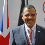 niger-la-junte-de-niamey-retire-la-nationalite-a-des-proches-de-bazoum