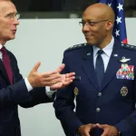 atlantique-nord-l-otan-menace-de-detruire-la-russie