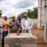 haut-sassandra-le-conseil-regional-lance-des-travaux-a-gboguhe-et-au-quartier-orly-plateau-de-daloa