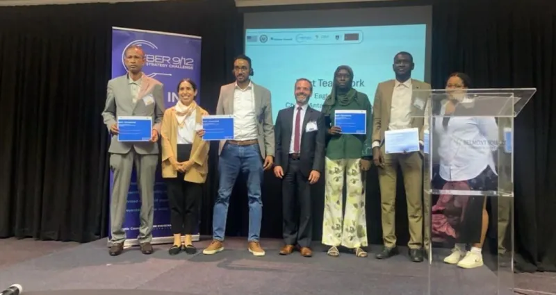 cyber-9-12-strategy-challenge-l-equipe-eaglesen-se-hisse-en-tete-et-rafle-la-medaille-d-or-a-cape-town