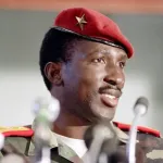 thomas-sankara-l-icone-de-la-revolution-burkinabe-37-ans-apres-sa-flamme-eclaire-toujours-le-monde