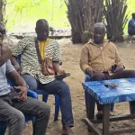 jacqueville-vendredi-noir-a-akrou-les-villageois-contestent-un-arrete-prefectoral-et-barrent-la-route