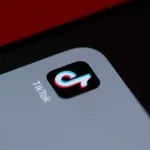 scandale-aux-usa-tiktok-sur-le-point-de-disparaitre-les-etats-membres-donnent-un-ultimatum