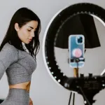 reseaux-sociaux-attention-le-metier-d-influenceur-vers-une-legalisation-absolue