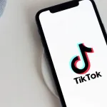 reseaux-sociaux-tiktok-chasse-au-canada-l-avenir-des-fans-inquietant