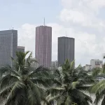 action-contre-les-changements-climatiques-le-maire-de-cette-commune-d-abidjan-se-demarque