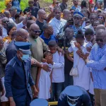 image-du-jour-cris-percants-de-douleur-et-larmes-les-enfants-de-valery-espoir-2000-inconsolables