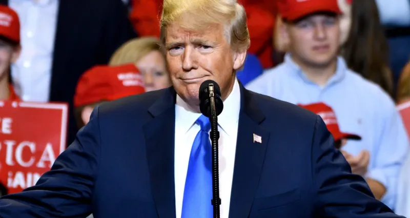 reseaux-sociaux-donald-trump-pourra-t-il-sauver-tiktok-aux-etats-unis