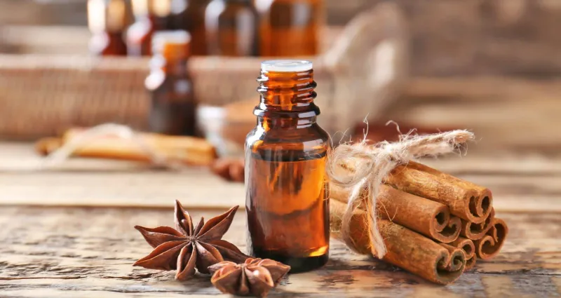 l-huile-de-cannelle-un-tresor-de-bienfaits-pour-votre-sante-et-votre-beaute