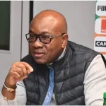 defaite-successive-des-elephants-avant-civ-vs-tchad-idriss-diallo-tape-du-poing-sur-la-table