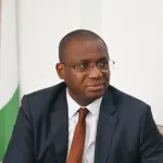 des-agents-du-district-d-abidjan-et-des-loubards-armes-agressent-un-ministre-cisse-bacongo-accuse