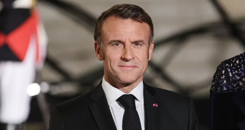 sommet-mondial-sur-l-ia-emmanuel-macron-veut-s-inspirer-d-elon-musk-pour-faire-de-la-france-un-hub-technol