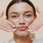 le-yoga-du-visage-une-methode-miracle-pour-une-peau-eclatante