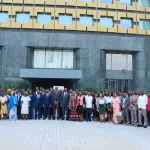 promotion-du-civisme-les-fonctionnaires-ivoiriens-renouent-avec-les-honneurs-a-l-embleme-national