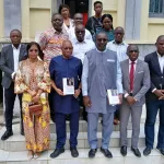 briser-les-chaines-de-la-pauvrete-francois-carvalho-retrace-son-parcours-de-lutte-dans-une-autobiographie