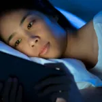 lumiere-bleue-quels-sont-les-vrais-risques-pour-vos-yeux-et-votre-sommeil