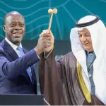 presidence-de-la-lutte-contre-la-desertification-cop-15-l-ivoirien-alain-richard-donwahi-passe-le-flambeau