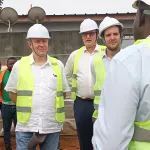 yopougon-une-delegation-de-la-banque-mondiale-visite-le-chantier-canaux-de-drainage-des-eaux-pluviales-du-paru