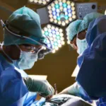 drame-au-bresil-un-homme-gagne-plus-de-20-milliards-fcfa-au-loto-et-decide-de-refaire-ses-dents-mais-meurt