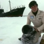 combat-ecologique-contre-la-chasse-a-la-baleine-de-l-interdiction-de-la-peche-illegale-a-la-prison-de-paul-watson