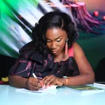 litterature-melissa-moulot-diekouadio-devoile-rebirth-book-son-premier-ouvrage